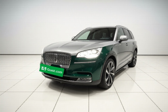 林肯 飞行家 2022款 3.0T V6 四驱行政版