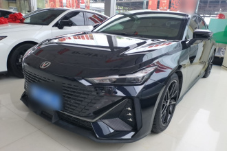 长安UNI-V 2023款 1.5T 尊贵型