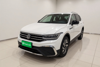 大众 途观L 2024款 出众款 300TSI 自动两驱龙腾版