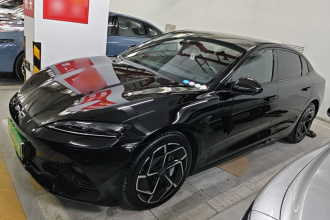 比亚迪 海豹 2022款 700km 长续航后驱版