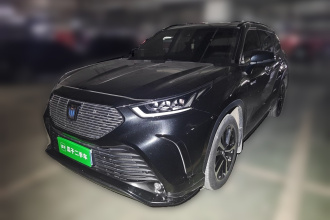 丰田 皇冠陆放 2023款 2.5L HEV四驱尊贵版