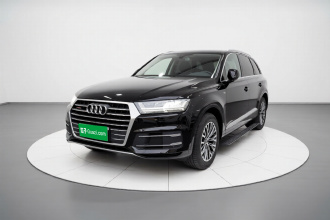 奥迪Q7 2019款 45 TFSI 舒适型