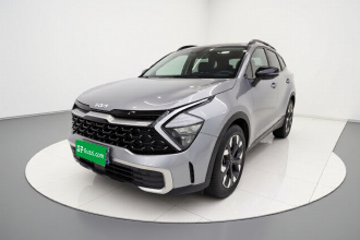 起亚 狮铂拓界 2023款 2.0T 两驱旗舰版