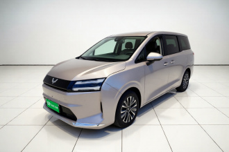 五菱汽车 星光730新能源 2025款 纯电 500km 豪华型