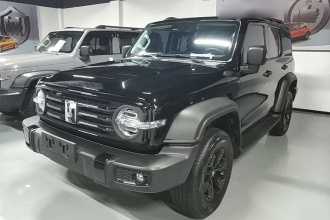 坦克300 2025款 2.0T 汽油挑战者