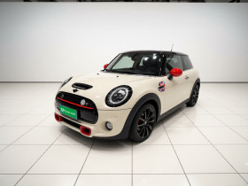 MINI 2019款 2.0T COOPER S 经典派