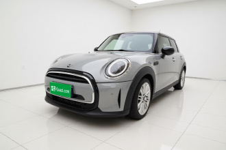 MINI 2022款 1.5T COOPER 经典派 五门版