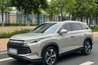 比亚迪 护卫舰07 2023款 DM-i 100KM 尊贵型