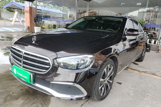 奔驰E级新能源 2022款 改款三 E 350 e L 插电式混合动力轿车