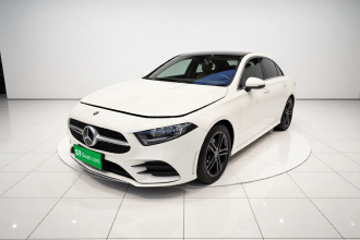 奔驰A级 2020款 改款 A 180 L 运动轿车