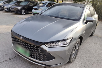 比亚迪 秦PLUS 2023款 冠军版 DM-i 55KM领先型