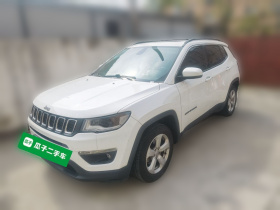 Jeep 指南者 2017款 200T 自动家享版