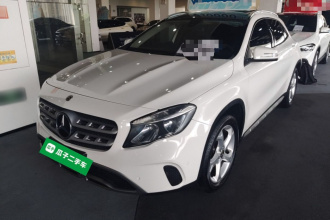 奔驰GLA 2018款 GLA 200 动感型