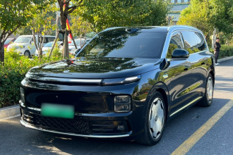 零跑汽车 零跑D19 2026款 增程500智尊版 六座