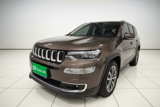 Jeep 大指挥官 2018款 2.0T 四驱臻享版 国V