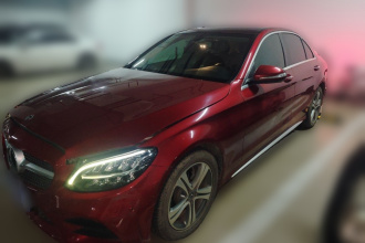 奔驰C级 2019款 改款 C 260 L 4MATIC 运动版
