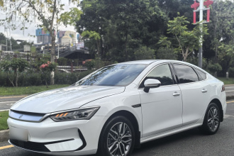 比亚迪 秦PLUS 2024款 荣耀版 EV 510KM领先型