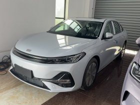 吉利银河 银河A7 2025款 EM-i 150km 尊享版