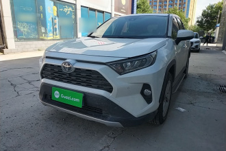 丰田 RAV4荣放 2022款 2.0L CVT两驱风尚Plus版