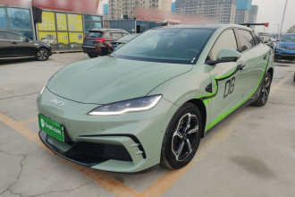 比亚迪 海豹06GT 2025款 智驾版 605热浪版