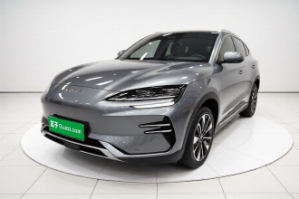 比亚迪 宋PLUS新能源 2024款 荣耀版 EV 520km 尊贵型