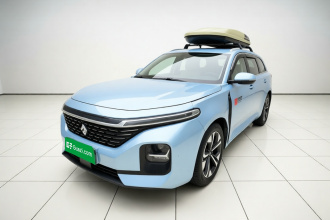 宝骏Valli 2021款 1.5T 大理天空 CVT尊享型