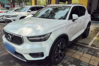 沃尔沃XC40 2020款 T4 四驱智远豪华版