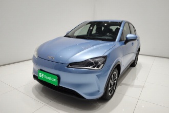 哪吒汽车 哪吒V 2022款 潮 300 Lite 磷酸铁锂