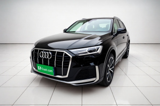 奥迪Q7 2023款 55 TFSI quattro S line运动型
