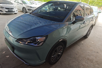 哪吒汽车 哪吒V 2022款 潮 400 Lite