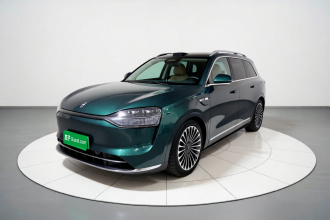鸿蒙智行 问界M9 2025款 增程 Ultra版 52kWh 6座版 (192线激光雷达）