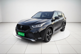 丰田 皇冠陆放 2022款 2.5L HEV四驱豪华版