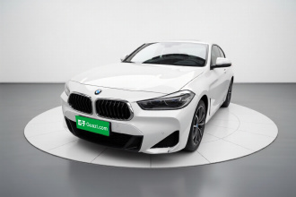 宝马X2 2022款 sDrive25i M运动套装