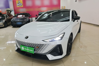 长安UNI-V 2022款 1.5T 尊贵型