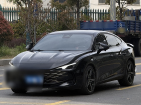 名爵 MG7 2023款 2.0T 自动Trophy+激擎耀世版