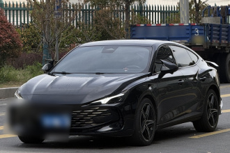 名爵 MG7 2023款 2.0T 自动Trophy+激擎耀世版