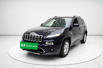 Jeep 自由光 2017款 2.0L 优越版