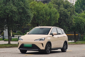 哪吒汽车 哪吒AYA 2023款 401 Lite