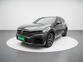大众 途锐 2022款 3.0TSI 锐享版 经典运动套装