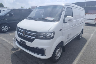 金杯 小海狮X30 2024款 1.5L 财富型厢货 2/5座 前置空调