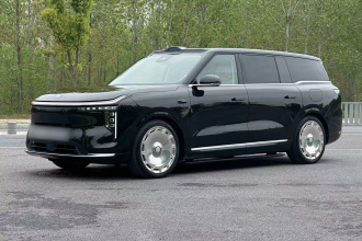 智己汽车 智己LS9 2026款 66 Ultra