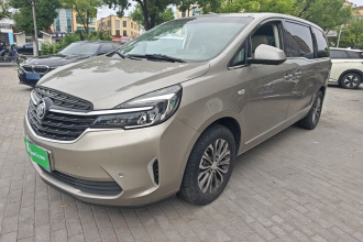 别克GL8 2022款 陆上公务舱 652T 尊贵型