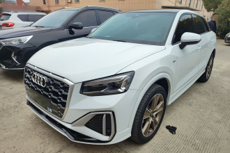 奥迪Q2L 2022款 35 TFSI 时尚动感型