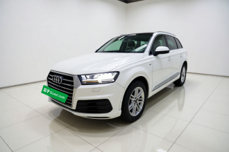 奥迪Q7 2016款 40 TFSI 舒适型