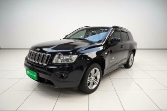 Jeep 指南者(进口) 2012款 2.0L 两驱运动版