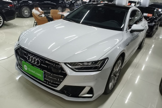 奥迪A7L 2022款 45 TFSI S-line 筑梦型流晶套装