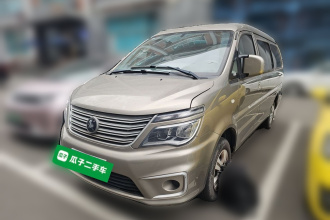 东风风行 菱智 2022款 M5L 1.6L 实用型 7座