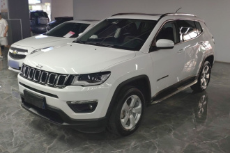 Jeep 指南者 2019款 220T 自动家享四驱版