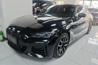 宝马4系 2023款 425i Gran Coupe M运动曜夜套装