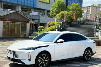 长安 逸动 2025款 蓝鲸 1.5T 500Bar尊贵型
